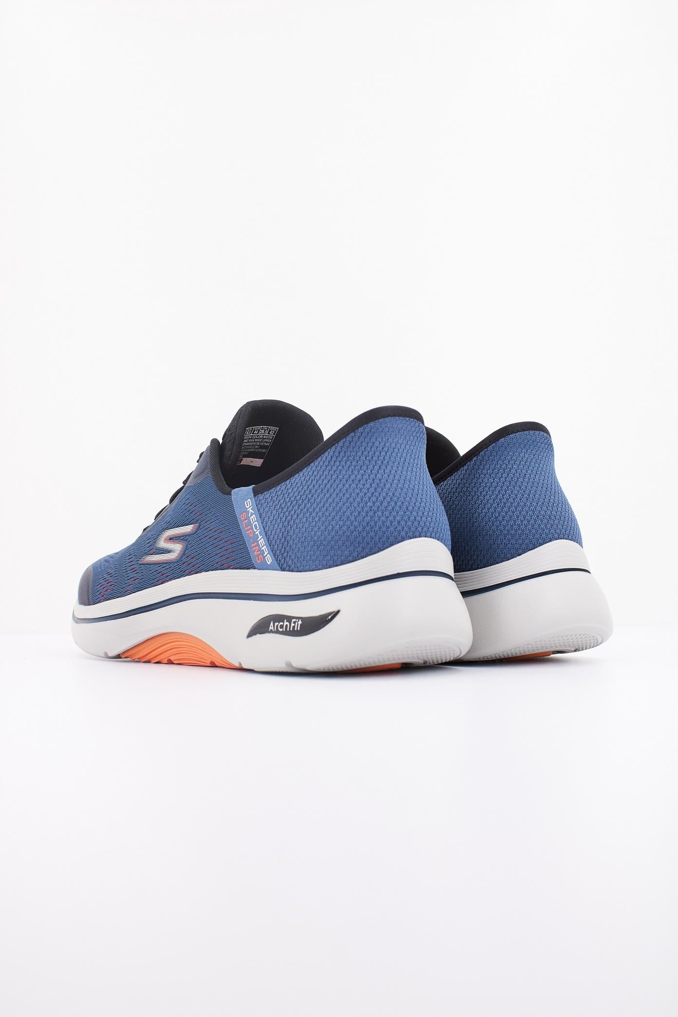 SKECHERS GO WALK ARCH . en color AZUL (4)