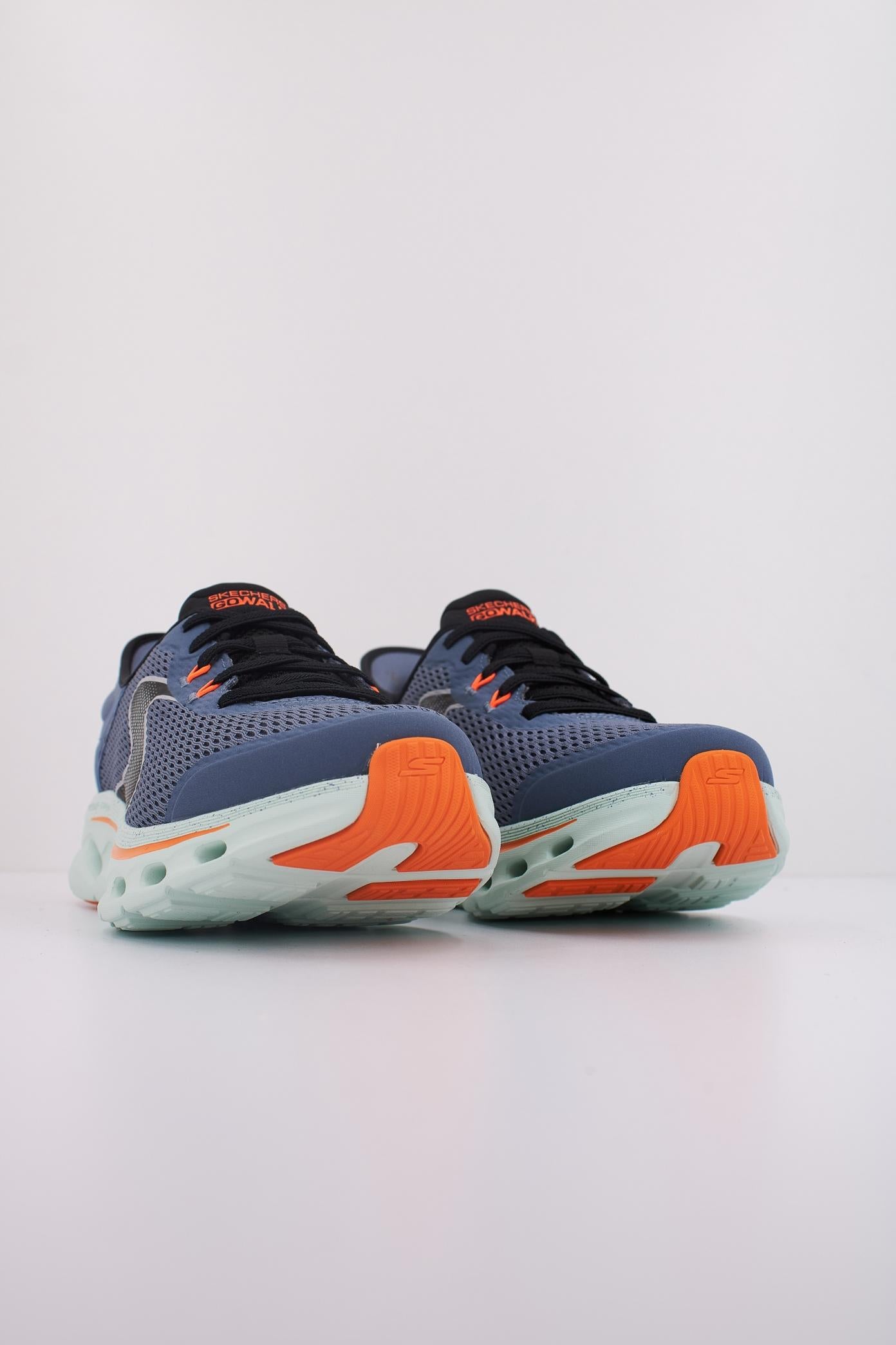 SKECHERS GO WALK GLIDE STEP . SLIP-INS en color AZUL (2)