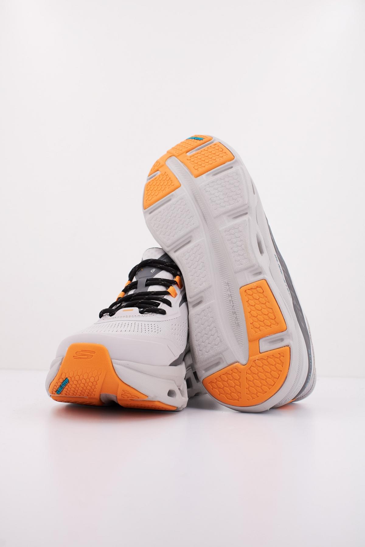 SKECHERS GLIDE STEP ALTUS SLIP-INS en color GRIS (5)