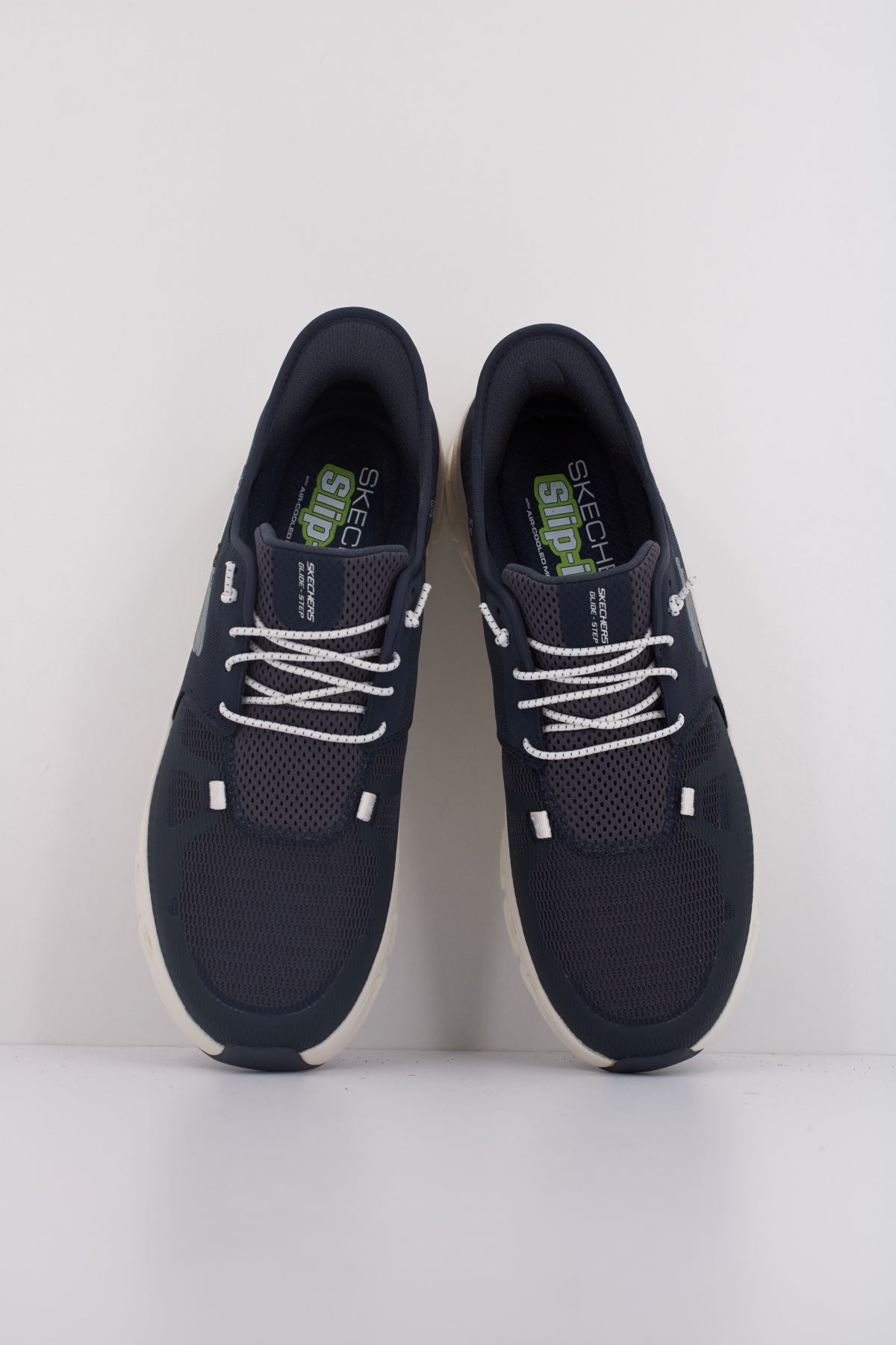 SKECHERS GLIDE STEP PRO en color AZUL (3)