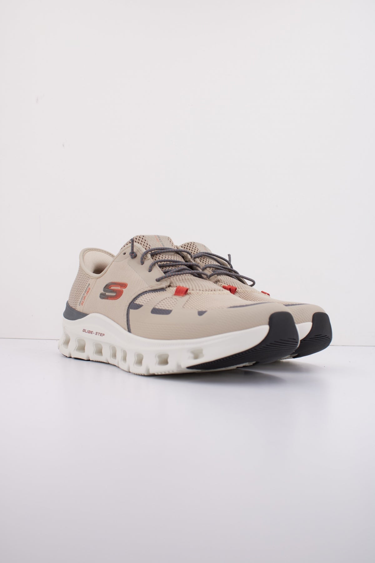 SKECHERS GLIDE STEP PRO en color BEIS (2)