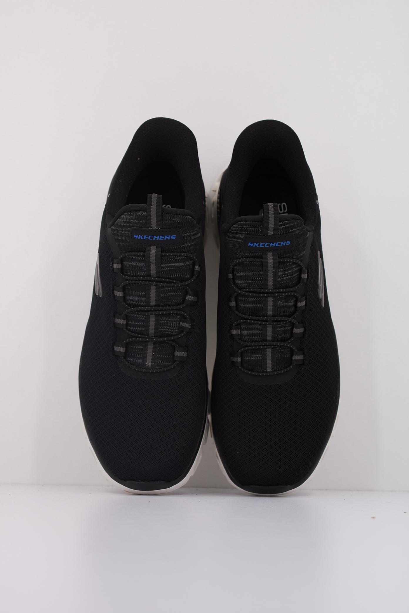 SKECHERS SLIP-INS S SUMMITS en color NEGRO (3)