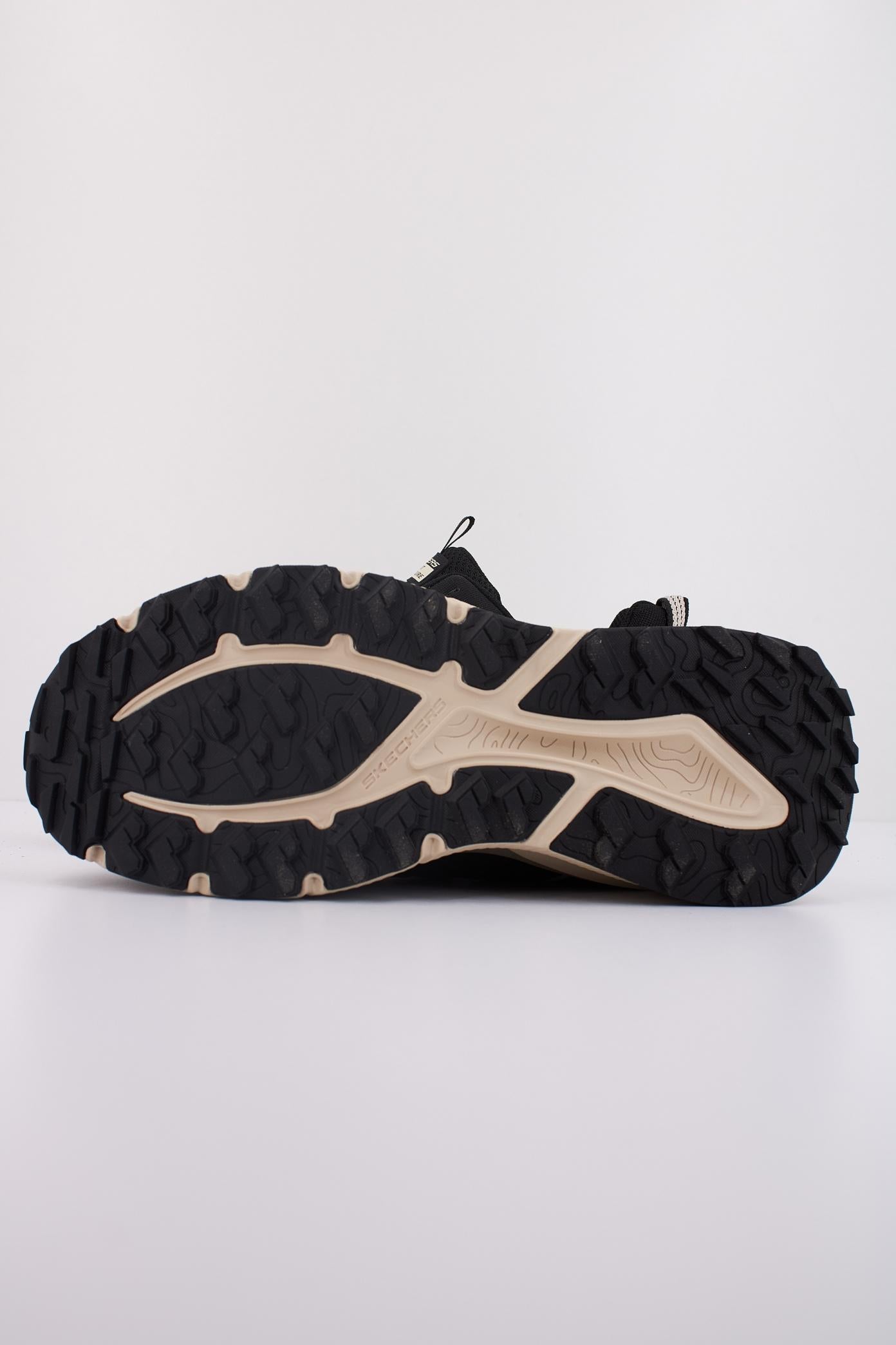 SKECHERS SWITCH BACK en color NEGRO (5)