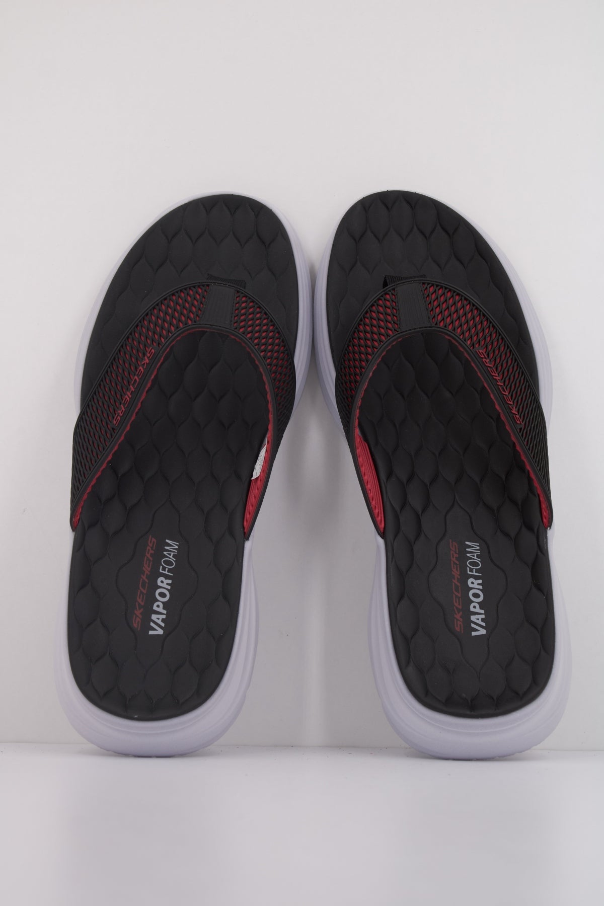 SKECHERS SAYTO en color NEGRO (3)