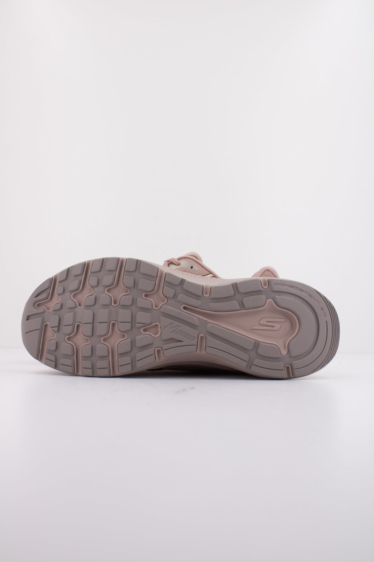 SKECHERS RUN CONSISTENT . ADVA en color NUDE  (5)