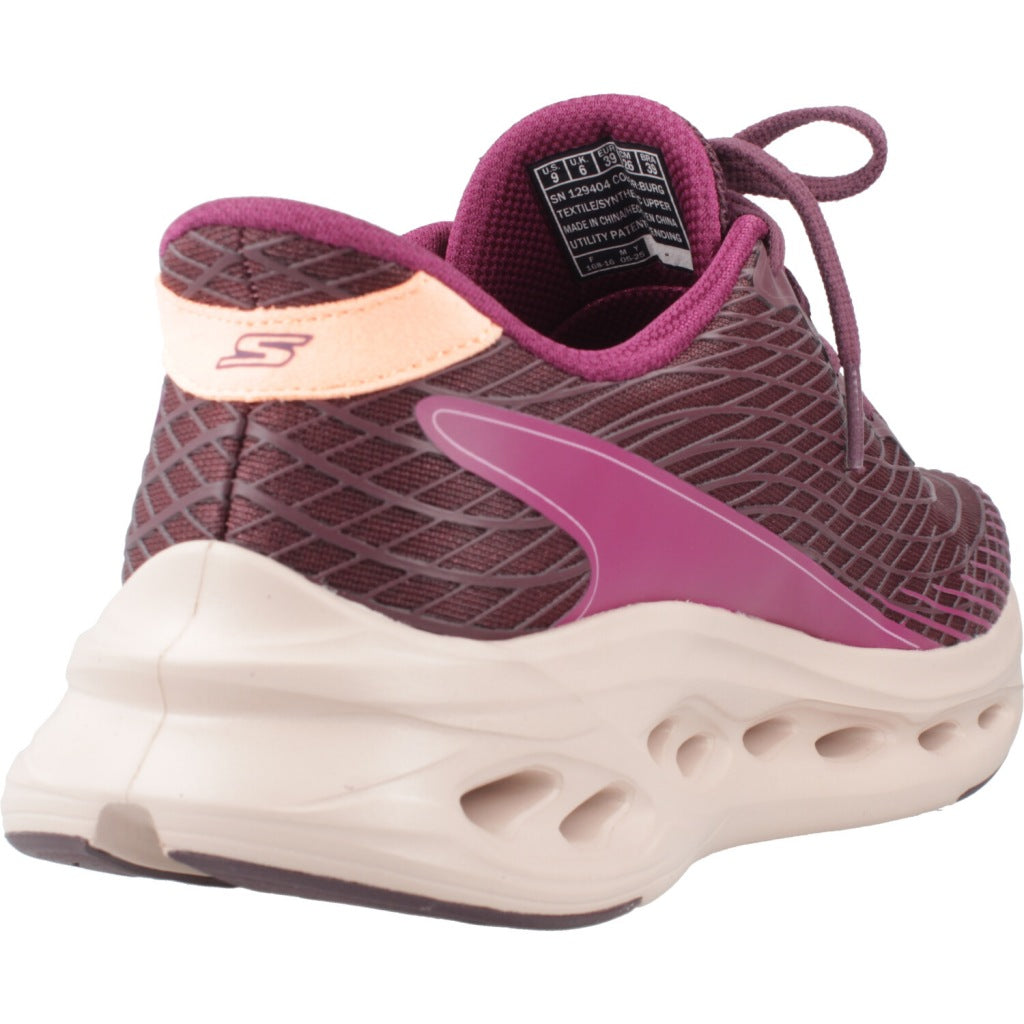SKECHERS MAX CUSHIONING GLIDE STEP en color BURDEOS (3)