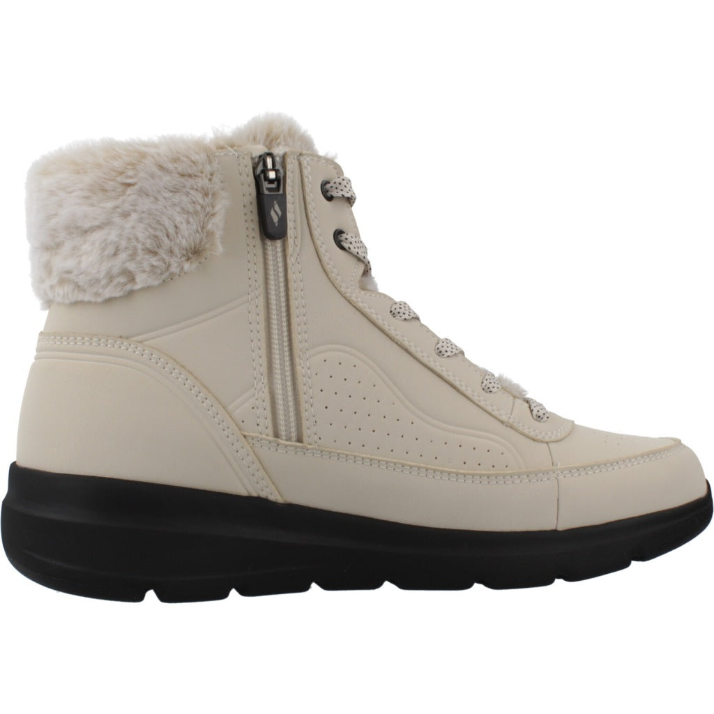 SKECHERS GLACIAL ULTRA MOUNTAIN MUS en color BLANCO  (4)