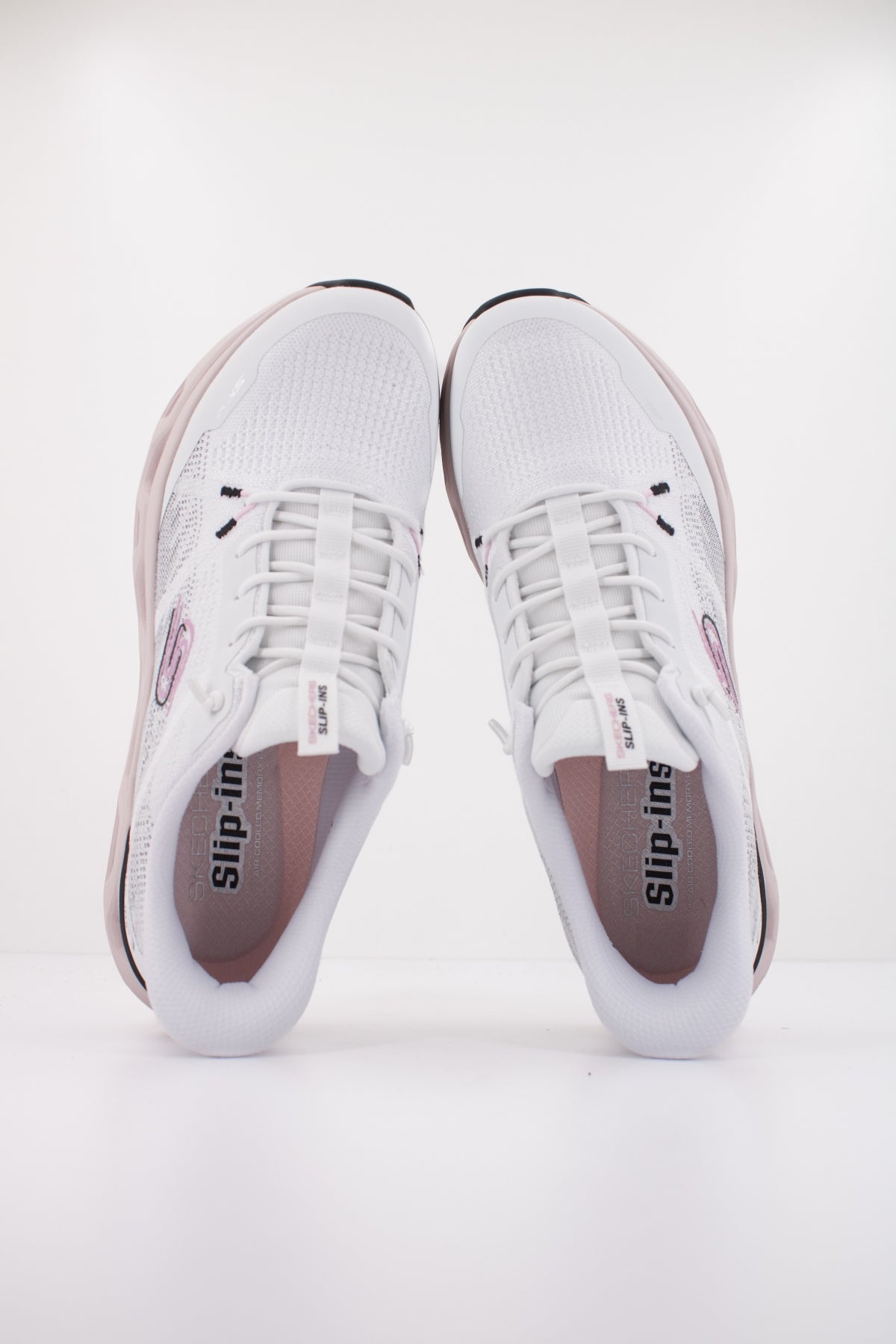 SKECHERS SLIP - INS STEP ALTUS FAST LANE en color BLANCO (3)