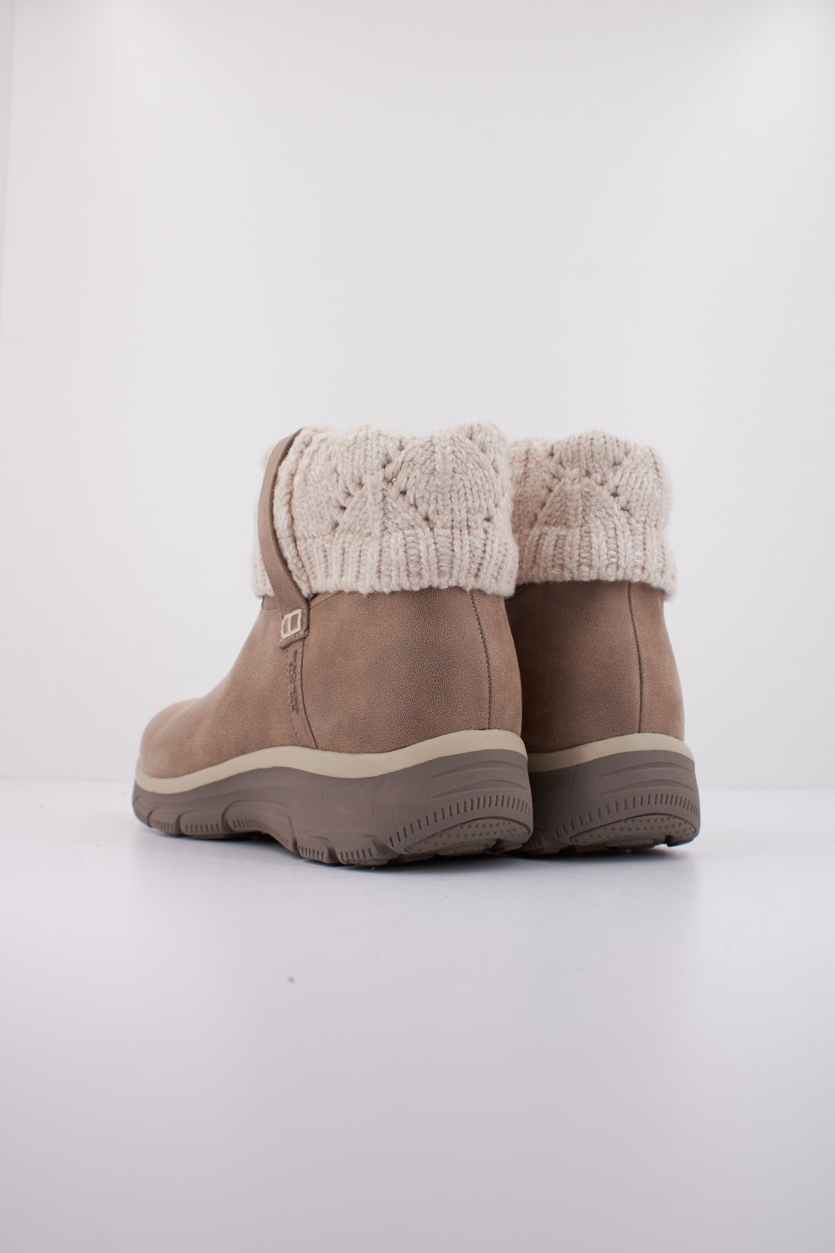 SKECHERS GOING COZY WEATHER en color MARRON (4)