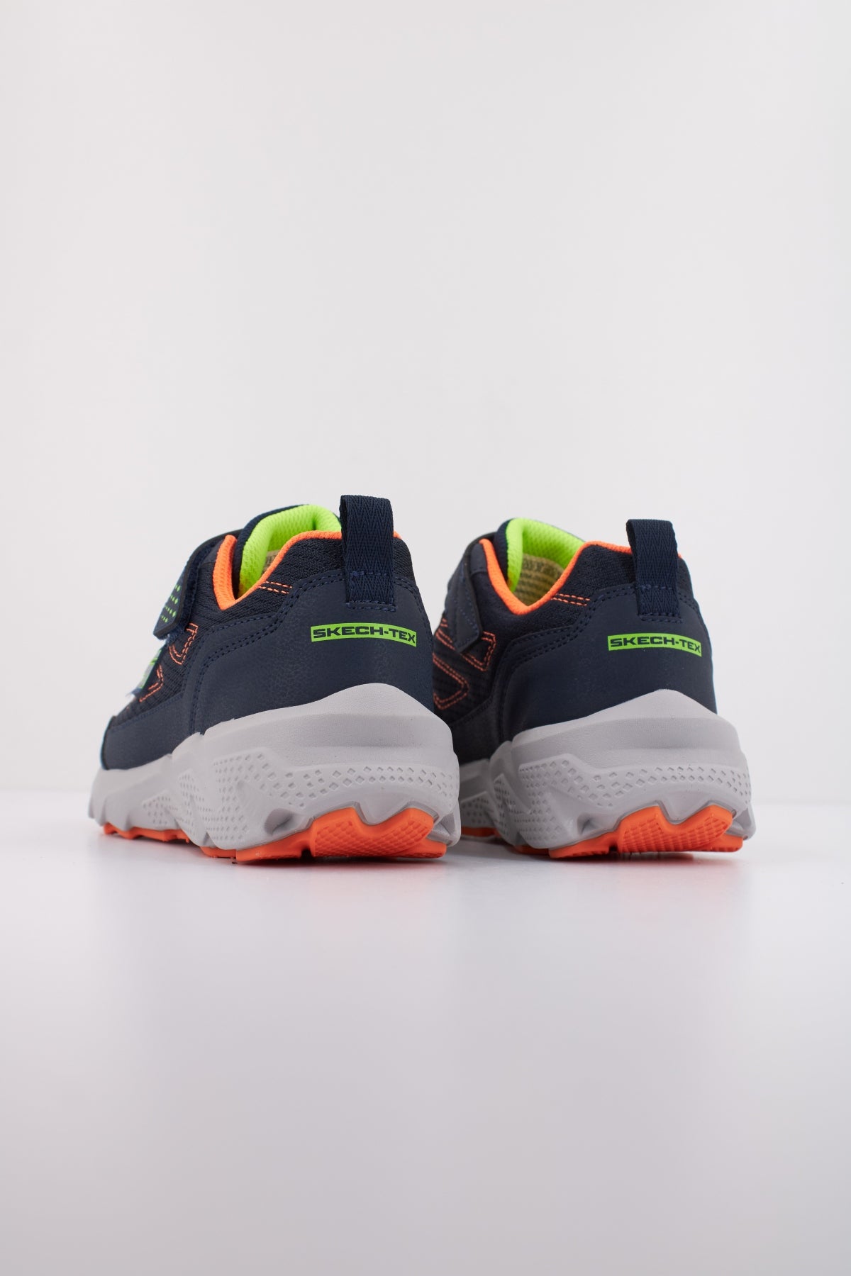 SKECHERS  ELITE SPORT TREADA  en color AZUL  (4)