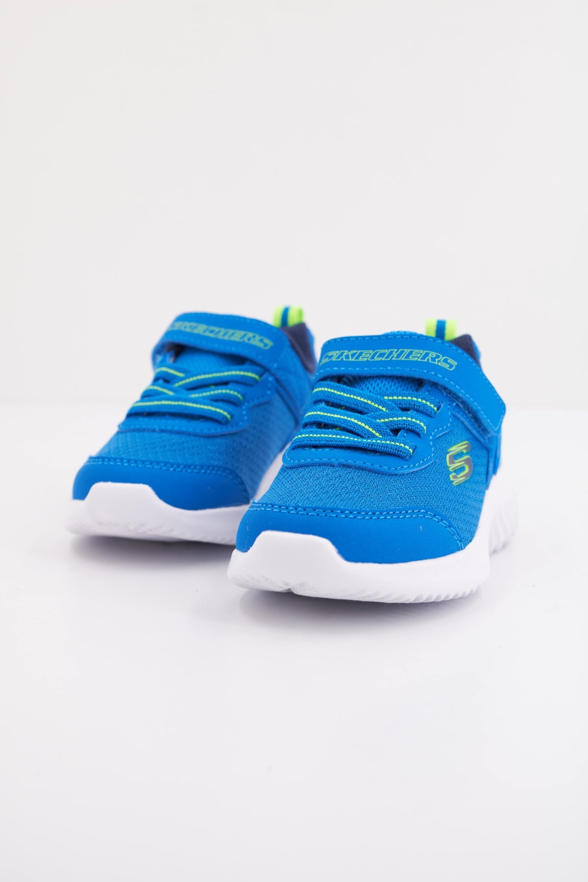 SKECHERS BOUNDER TECHROX en color AZUL (2)