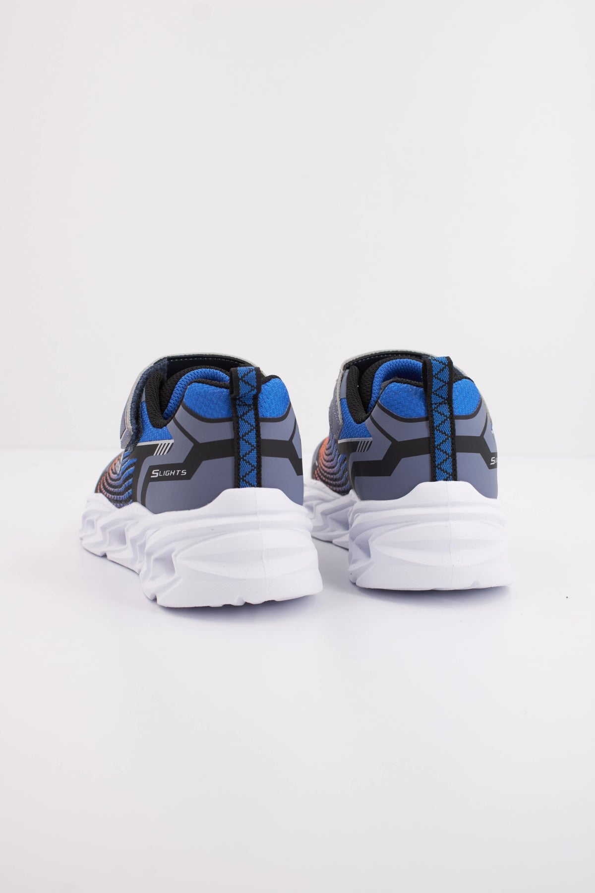 SKECHERS VORTEX . en color GRIS (4)