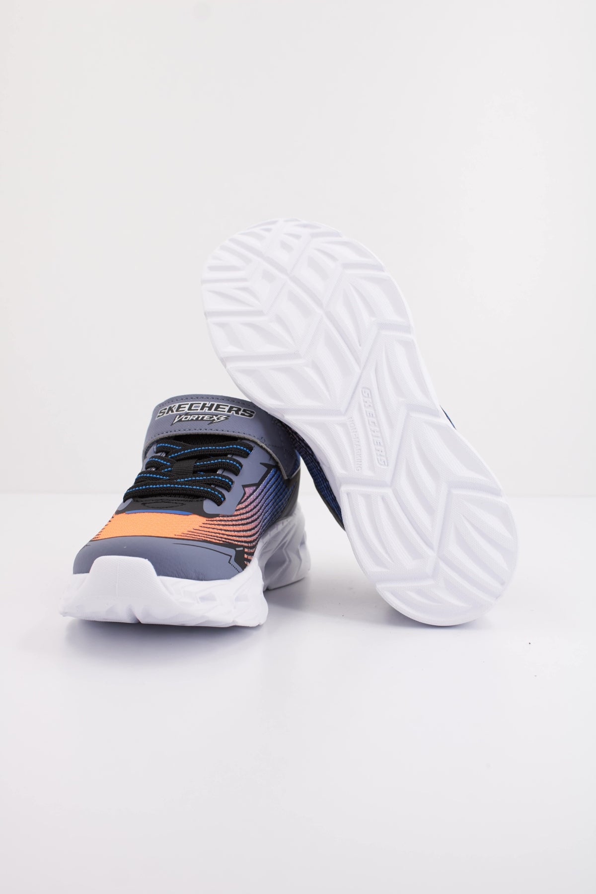 SKECHERS VORTEX . en color GRIS (5)