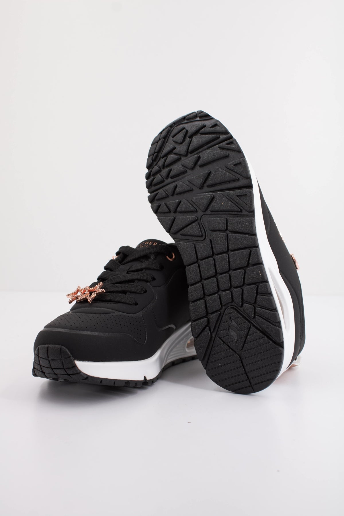 SKECHERS UNO GEN TRENDY JEWELS en color NEGRO (5)