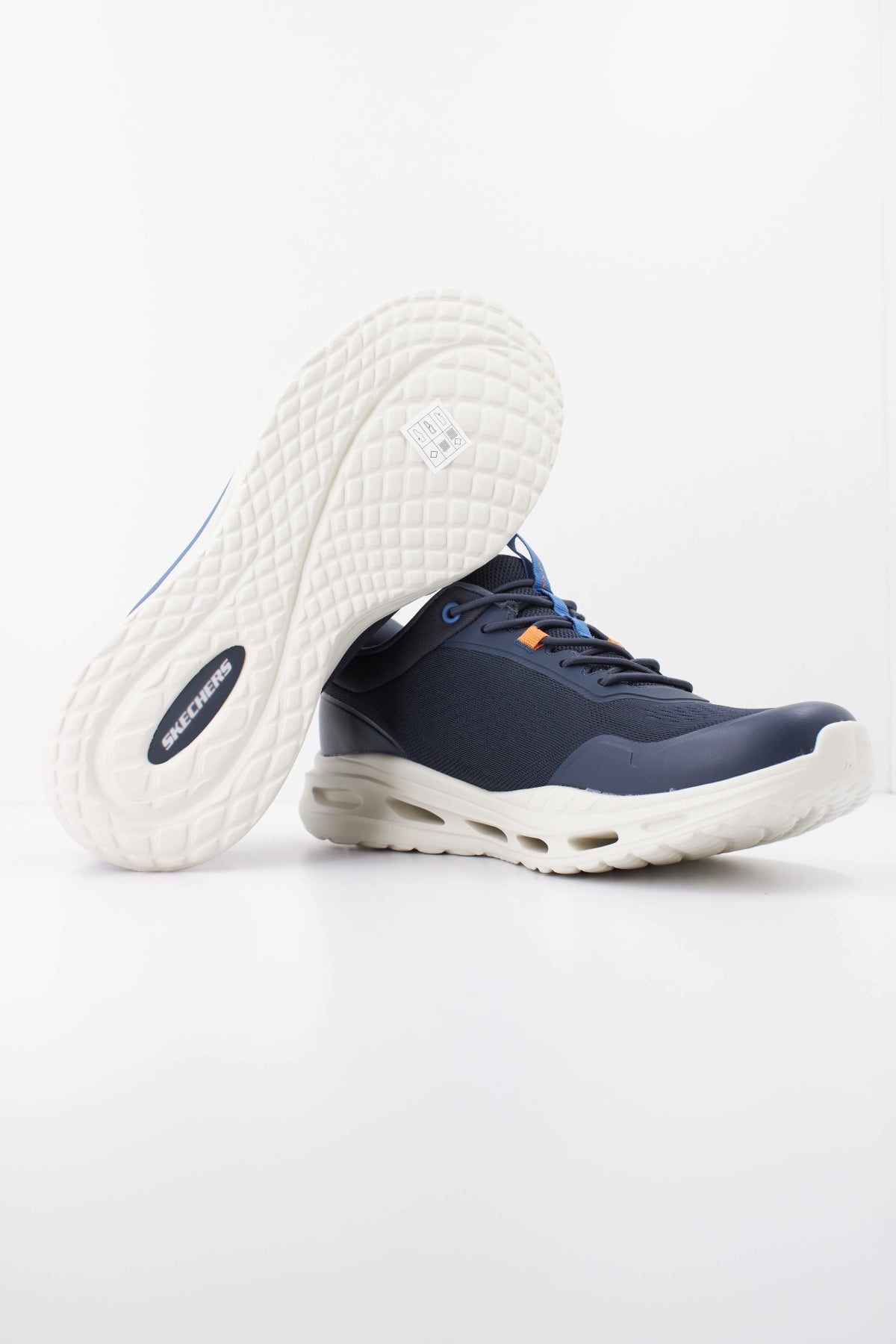 SKECHERS ARCH FIT ORVAN HUNTER en color AZUL (5)