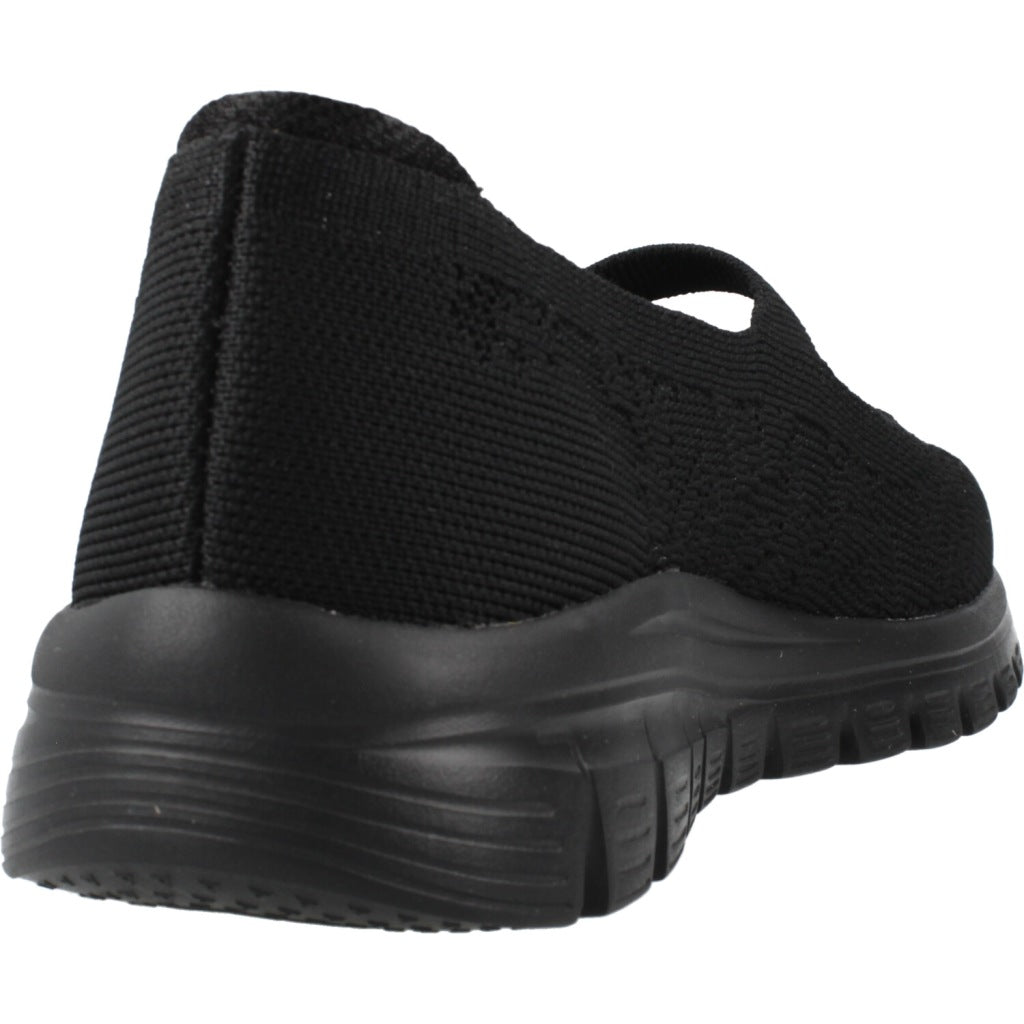 SKECHERS GRACEFUL CHIC MOTION en color NEGRO (3)