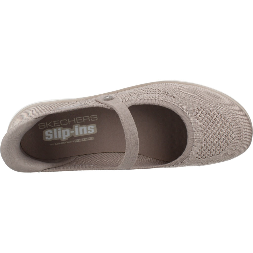 SKECHERS SLIP - INS ON THE GO FLEX RADIANT en color MARRON CLARO (7)