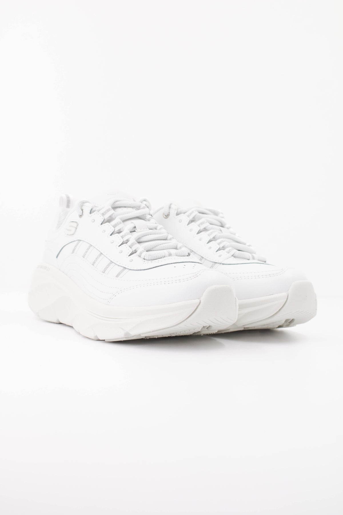 SKECHERS D LUX WALKER . GOLDEN en color BLANCO (2)