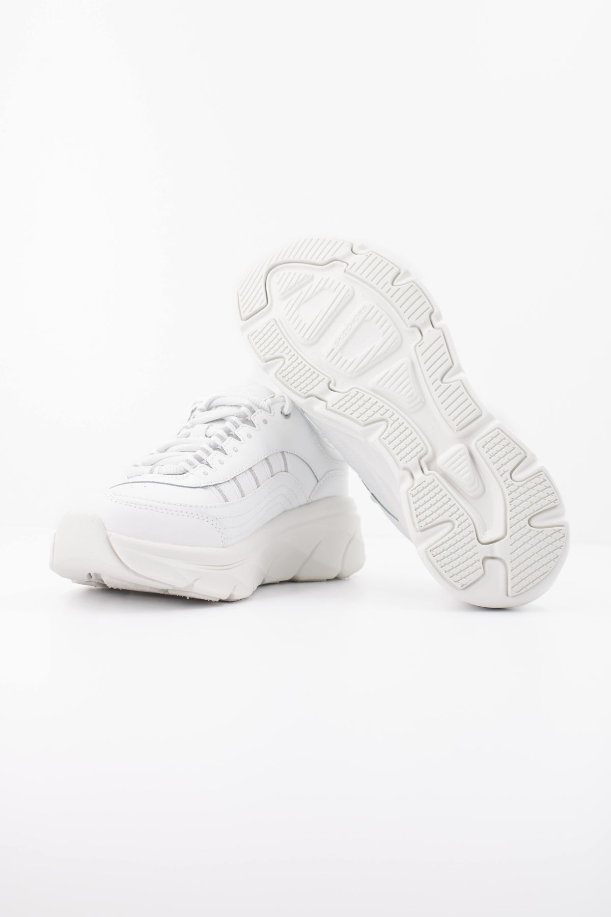 SKECHERS D LUX WALKER . GOLDEN en color BLANCO (5)