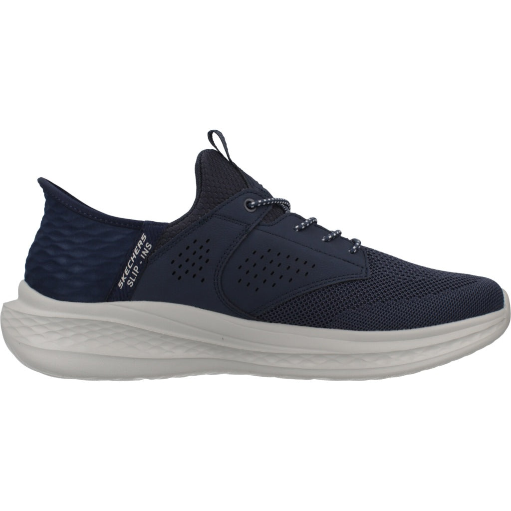 SKECHERS SLIP-INS SLADE CASTER en color AZUL (4)