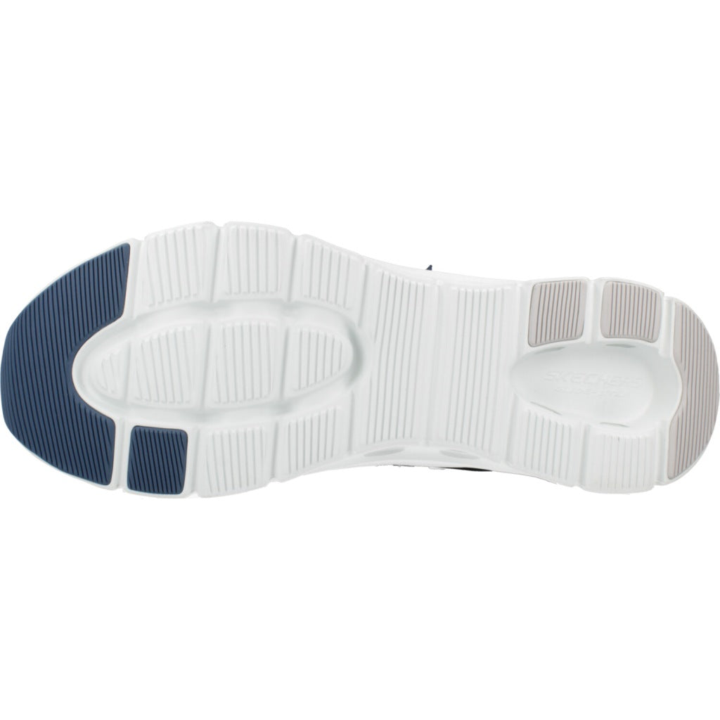 SKECHERS GLIDE STEP PRO WAVERRA en color NEGRO (6)