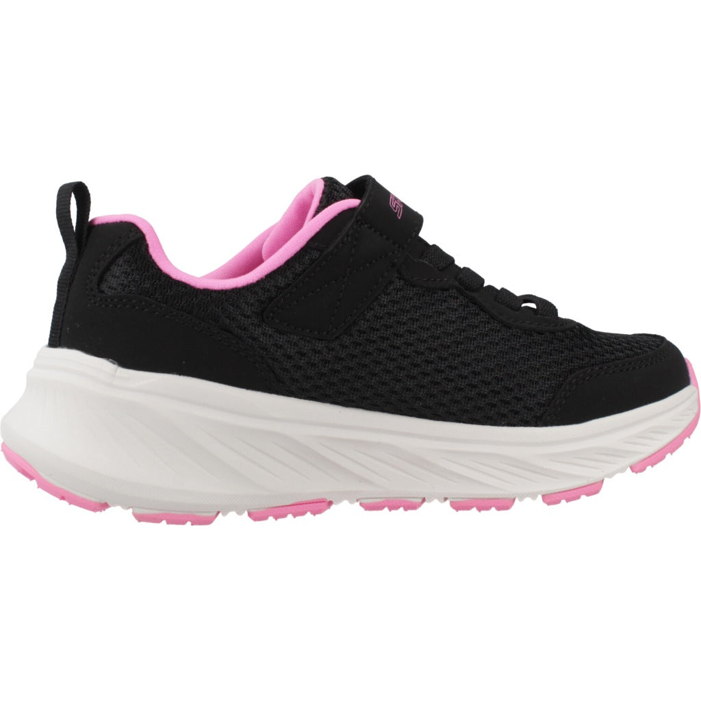 SKECHERS EDGERIDE SMOOTH JOURNEY en color NEGRO (4)