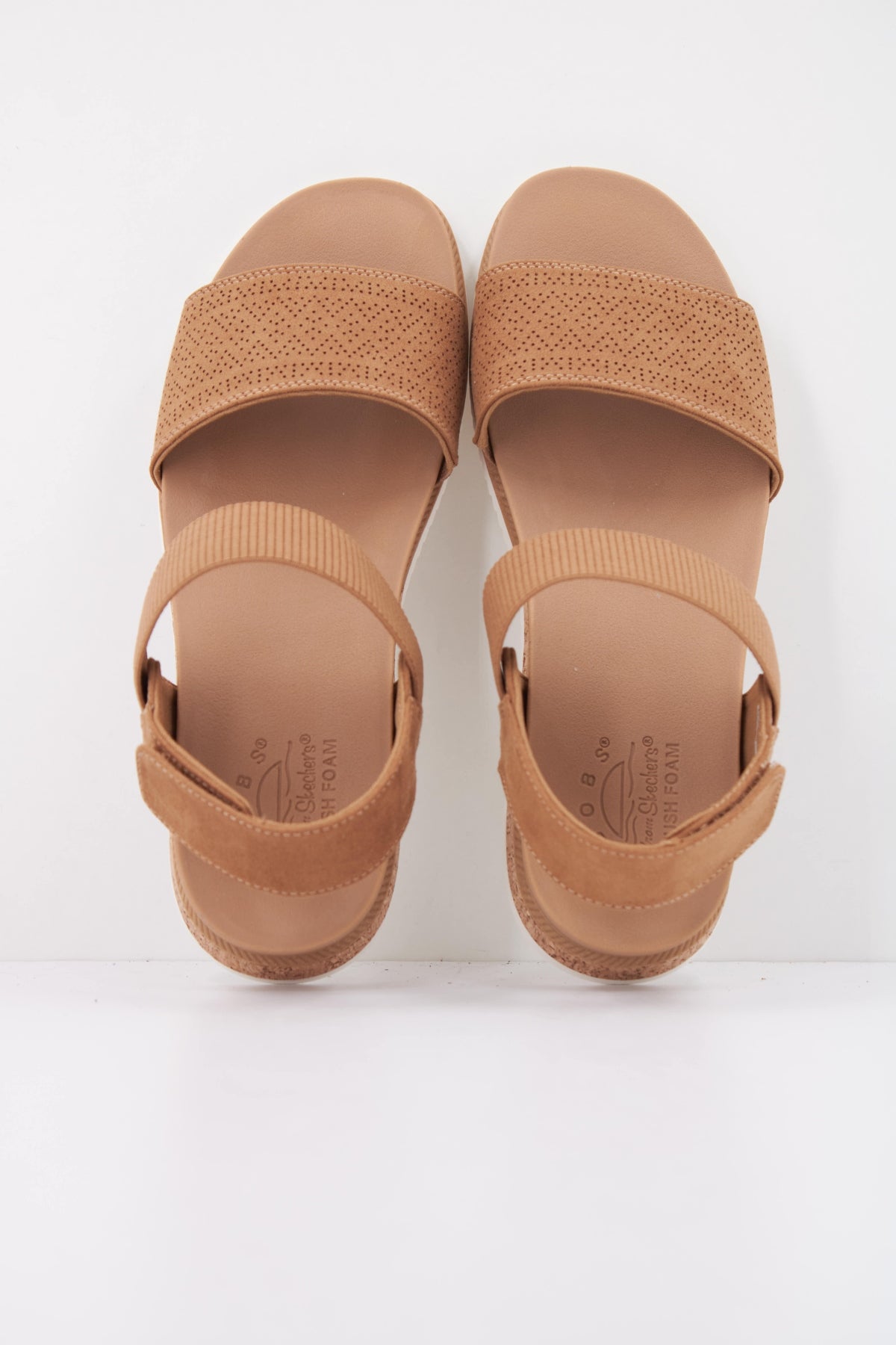 SKECHERS S en color MARRON (3)