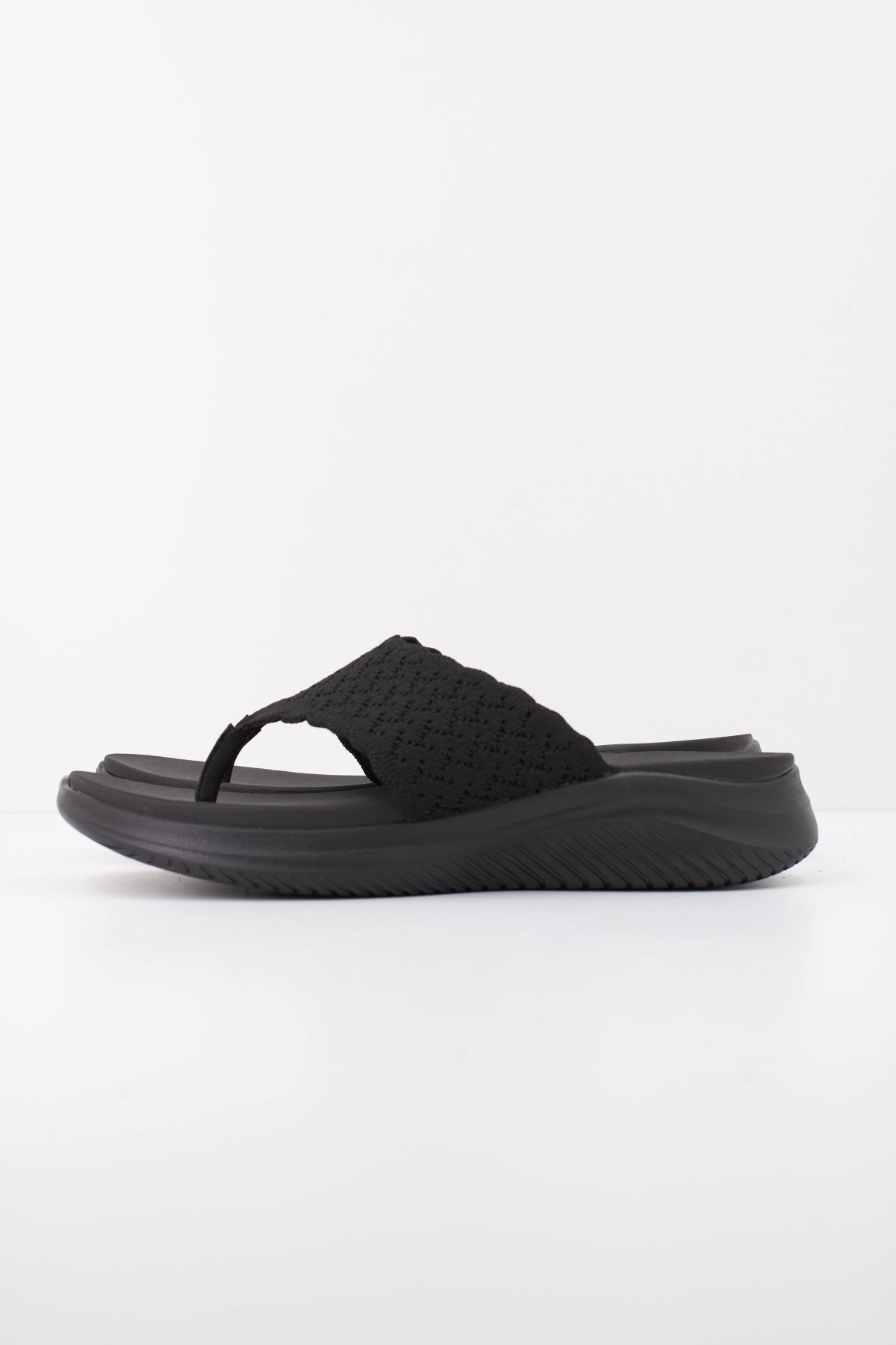 SKECHERS S en color NEGRO (1)