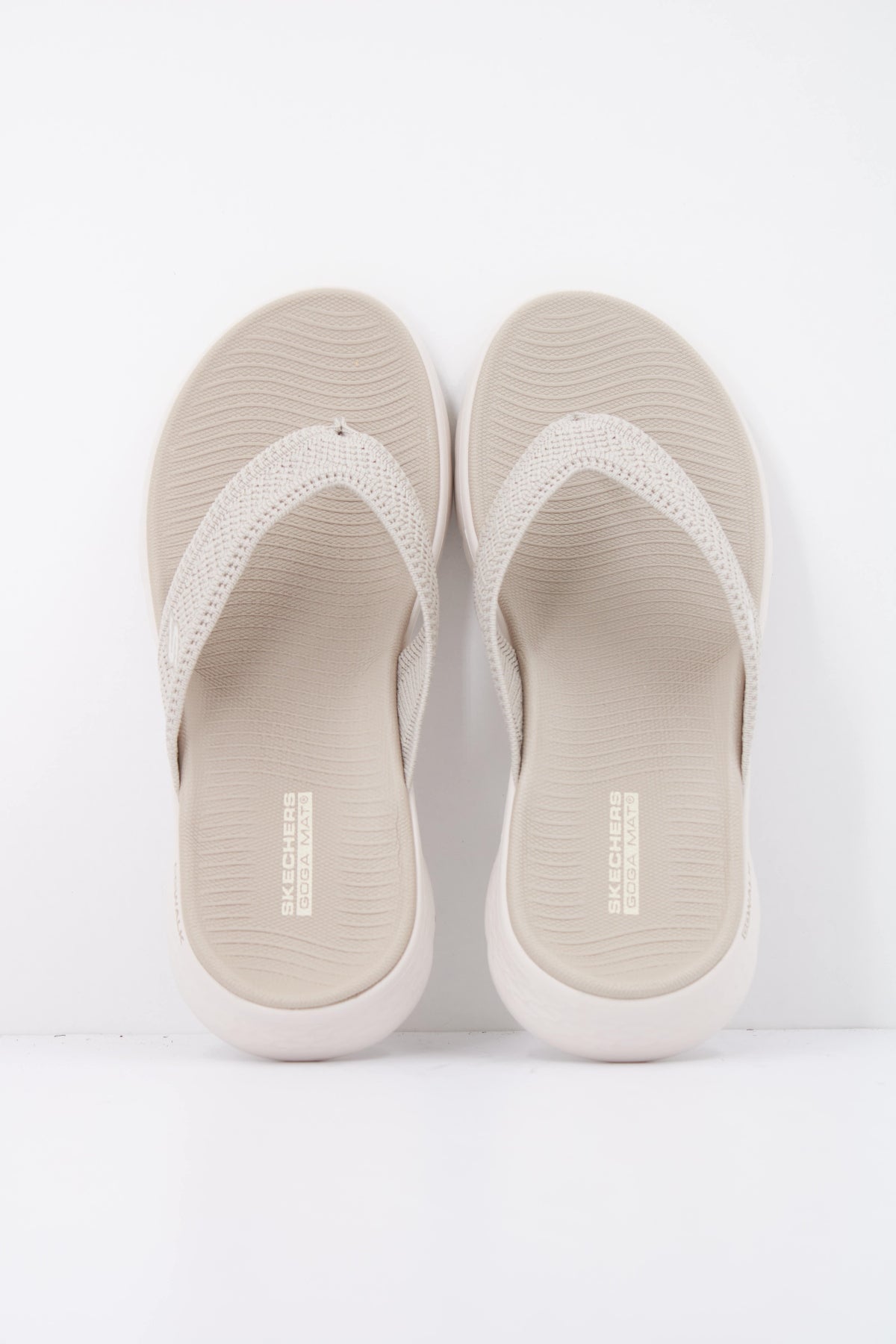 SKECHERS GO WALK FLEX en color BEIS (3)