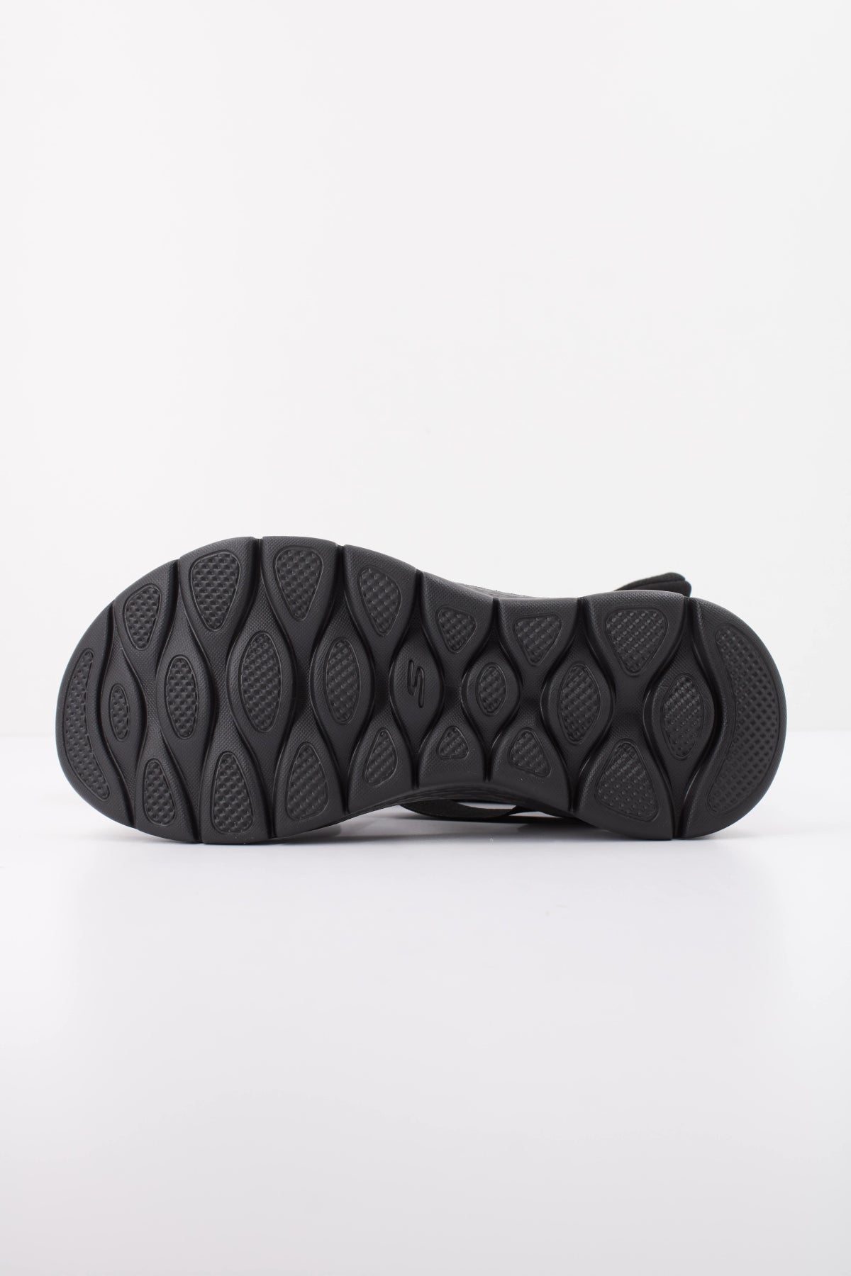 SKECHERS GO WALK FLEX SANDAL GLIMM en color NEGRO (5)