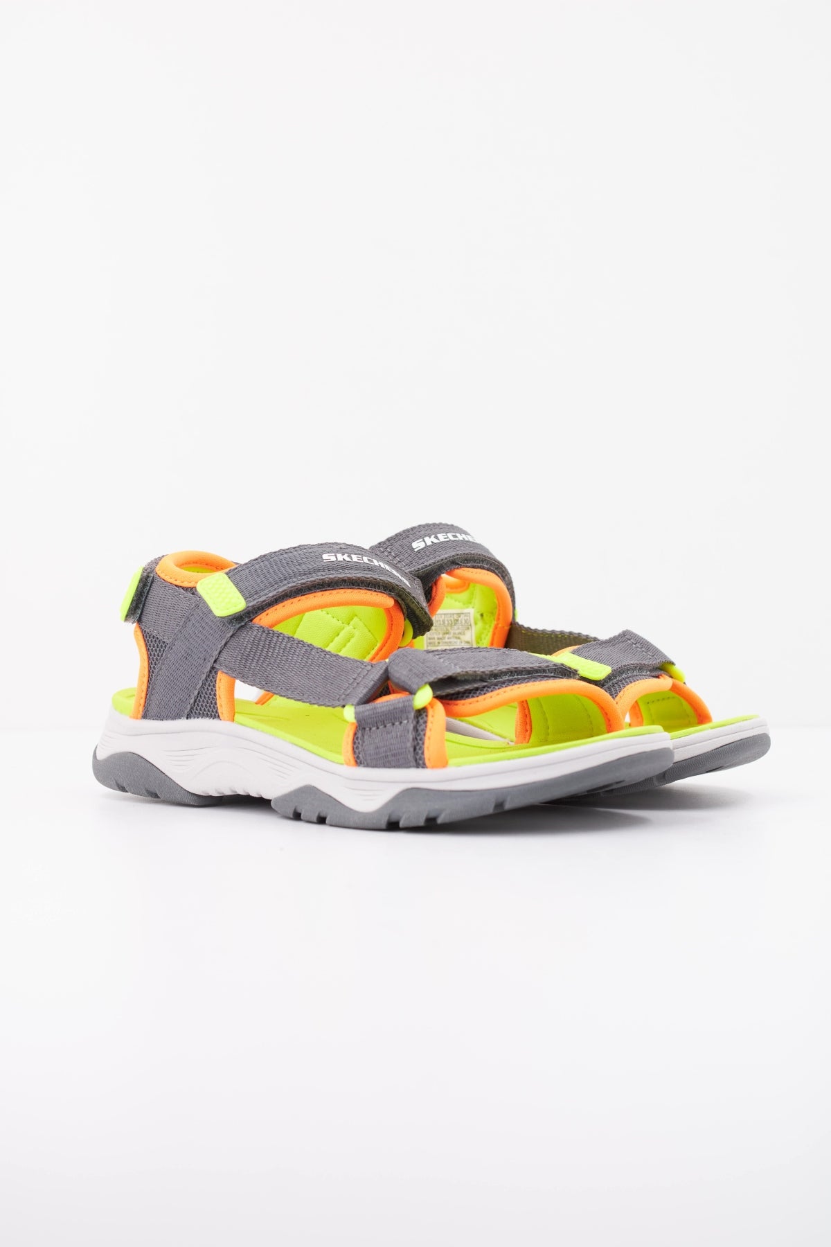 SKECHERS L en color GRIS (2)