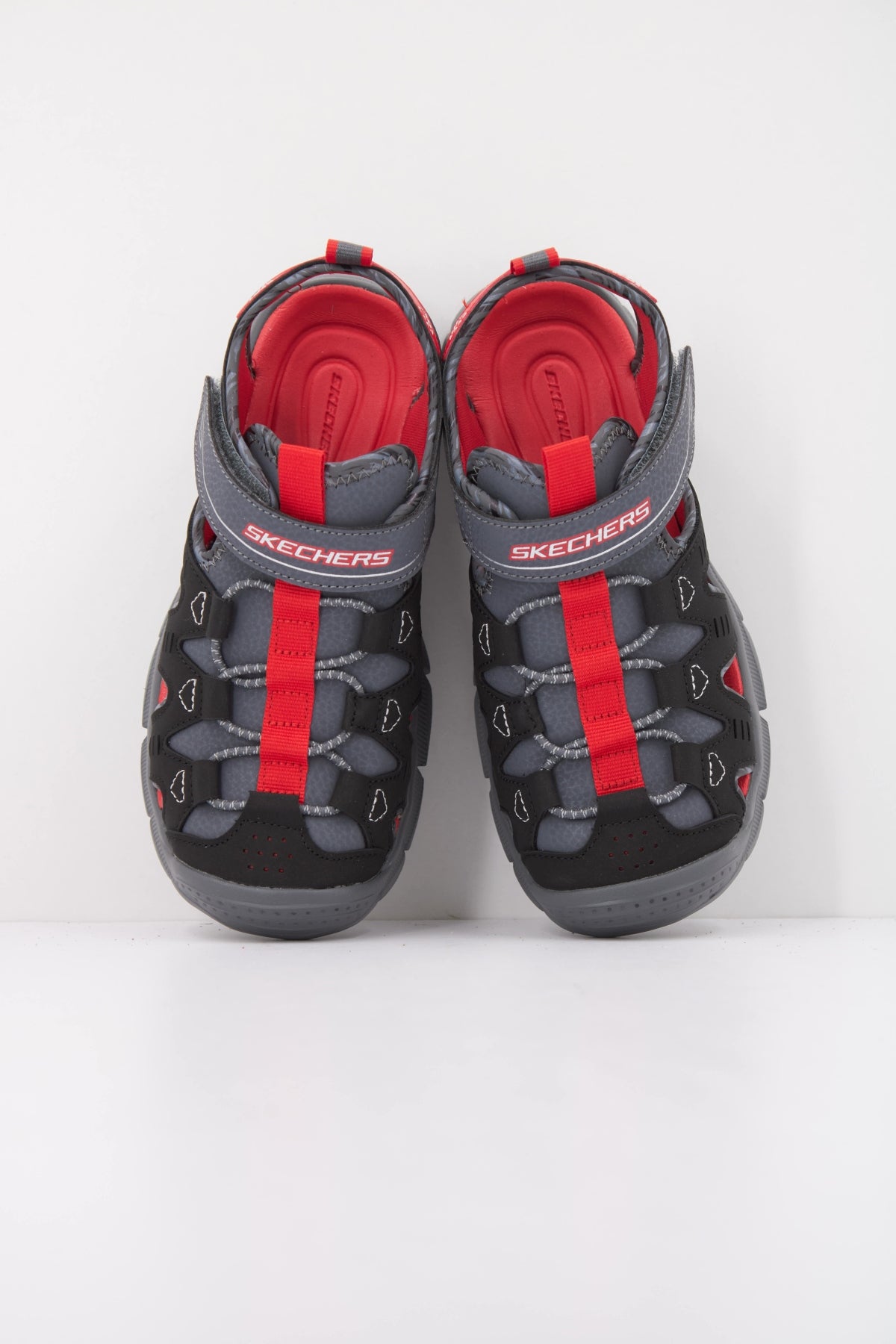 SKECHERS L en color GRIS (3)