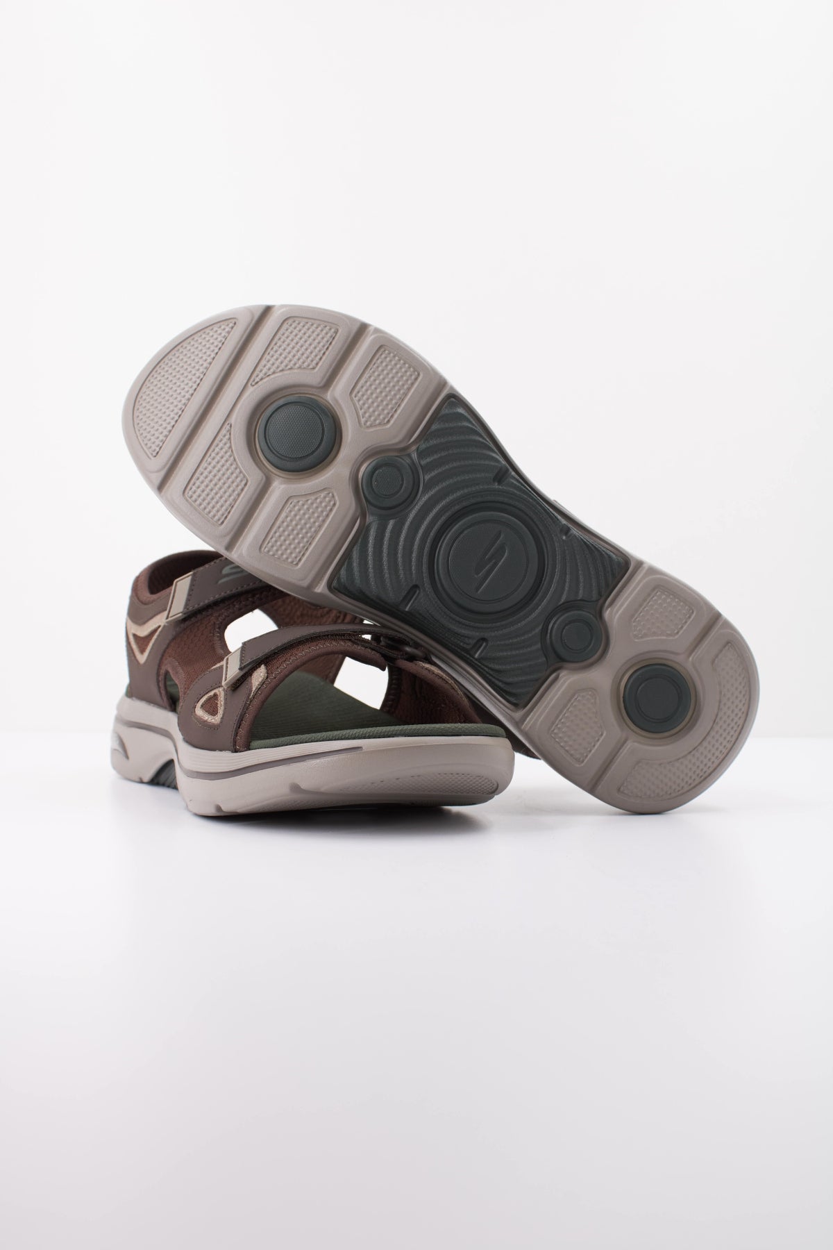 SKECHERS S en color MARRON (5)