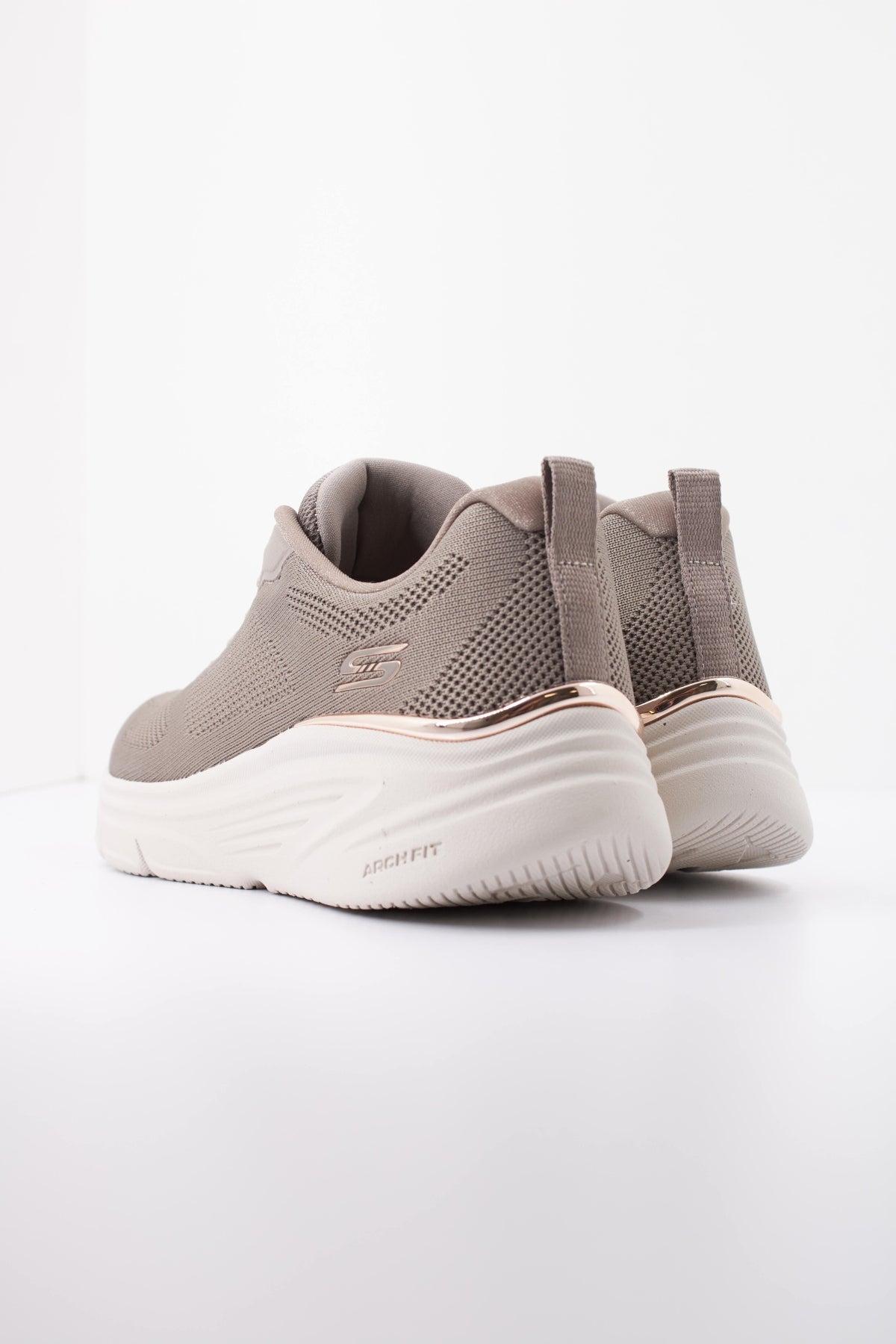 SKECHERS S BOBS ARCH FIT ELEV en color BEIS (4)