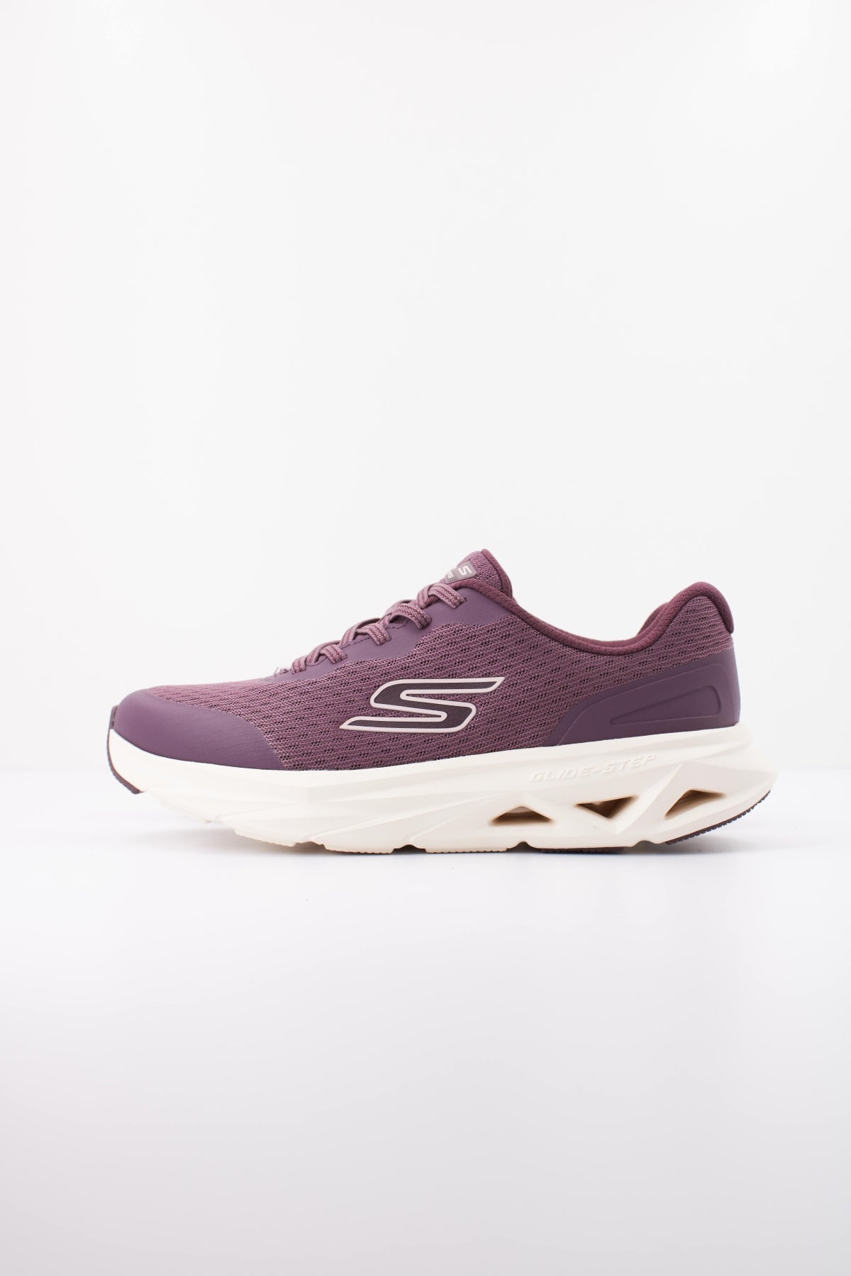 SKECHERS S GLIDE STEP VORTEX en color VIOLETA (1)