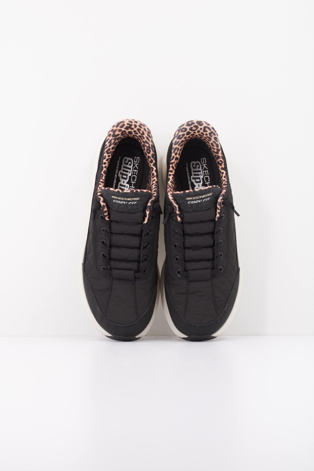 SKECHERS S en color NEGRO (3)