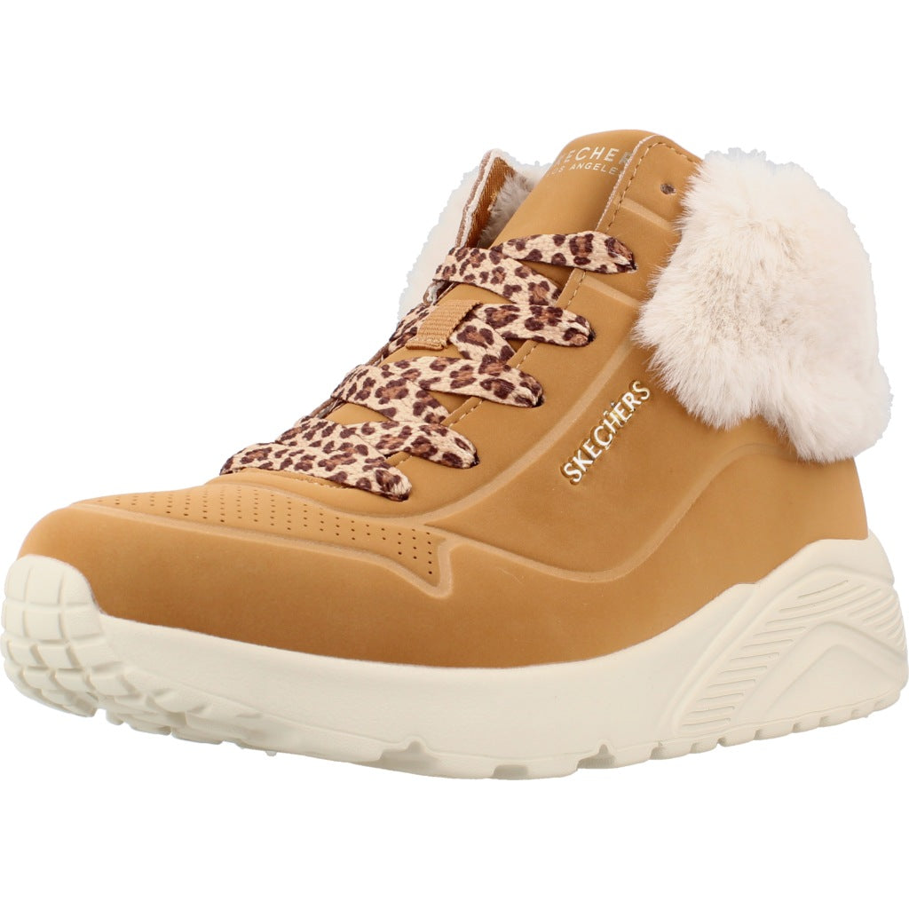 SKECHERS LS en color MARRON CLARO (1)