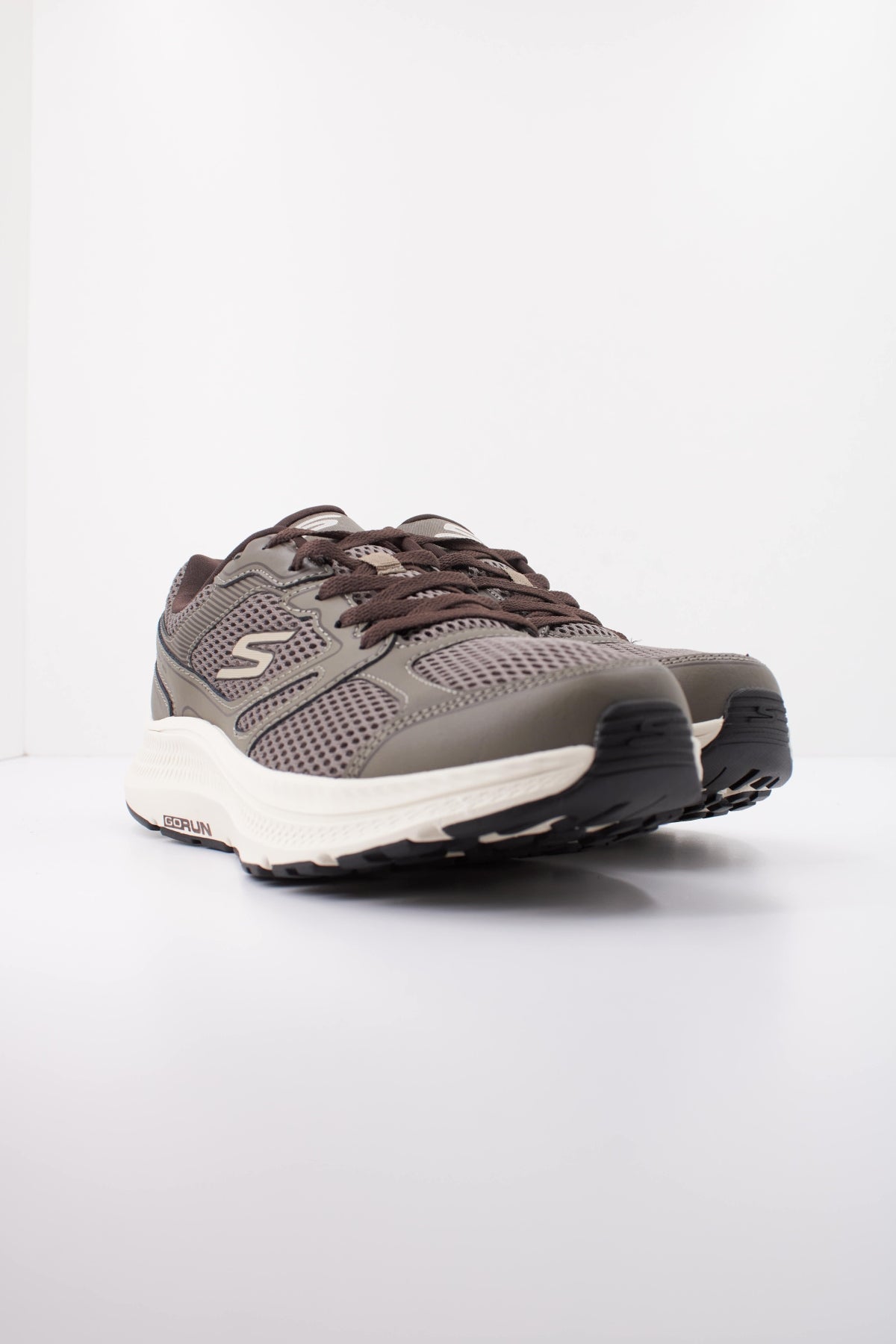 SKECHERS en color VERDE (2)
