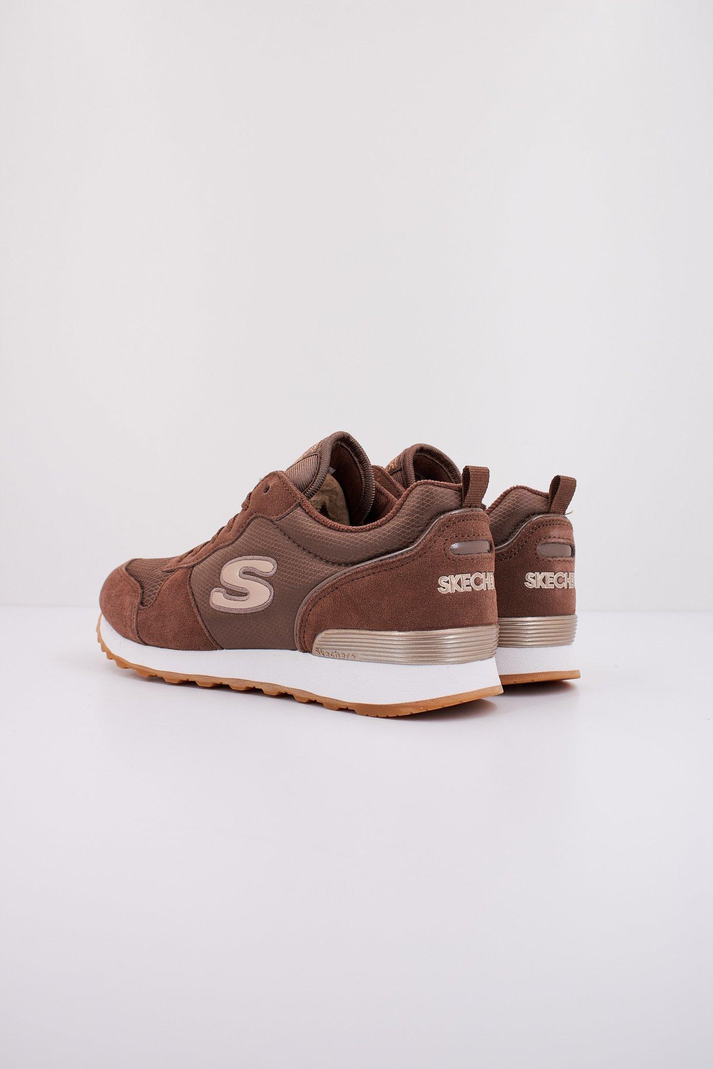 SKECHERS RETROS-OG -GOLDN GURL en color MARRON (4)