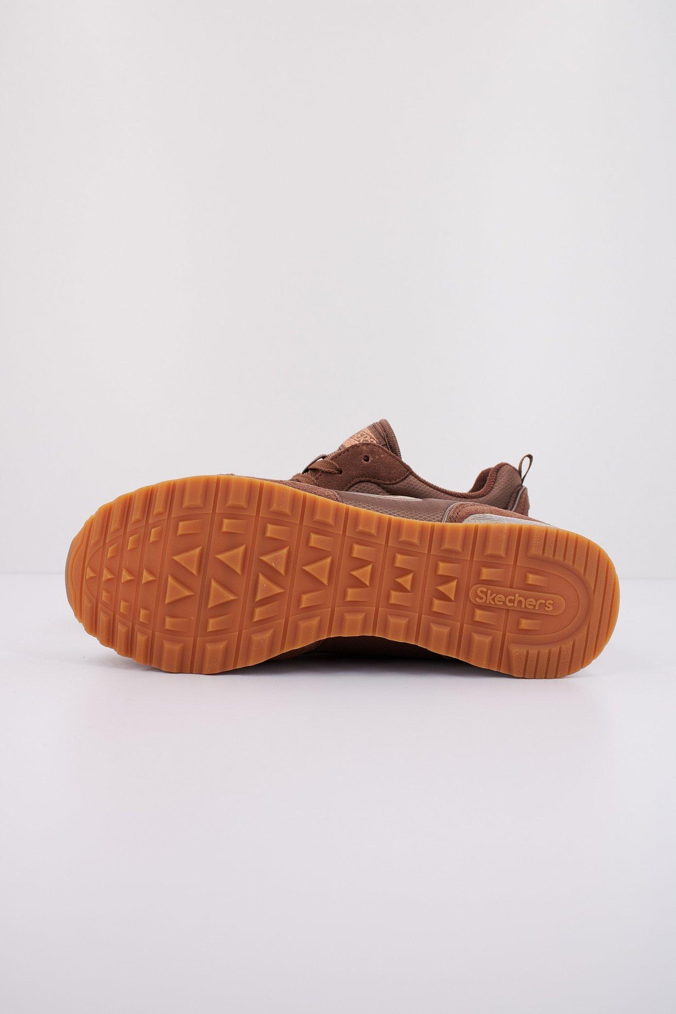 SKECHERS RETROS-OG -GOLDN GURL en color MARRON (5)
