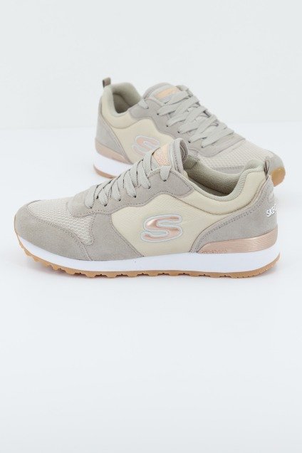 SKECHERS S en color MARRON CLARO (1)
