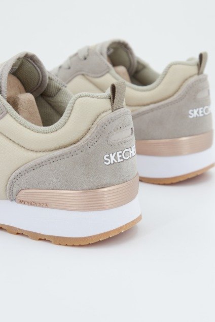 SKECHERS S en color MARRON CLARO (3)