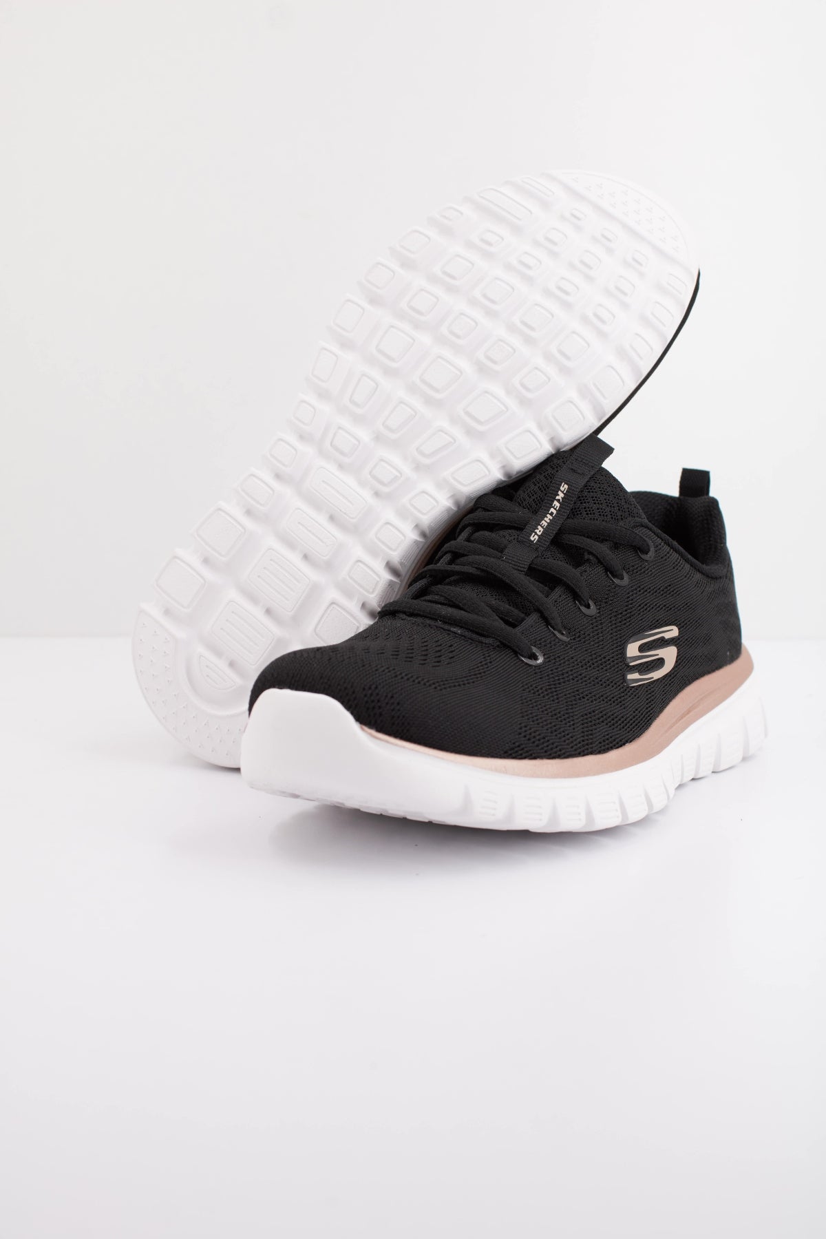 SKECHERS GRACEFUL GET CONNECTED en color NEGRO (5)