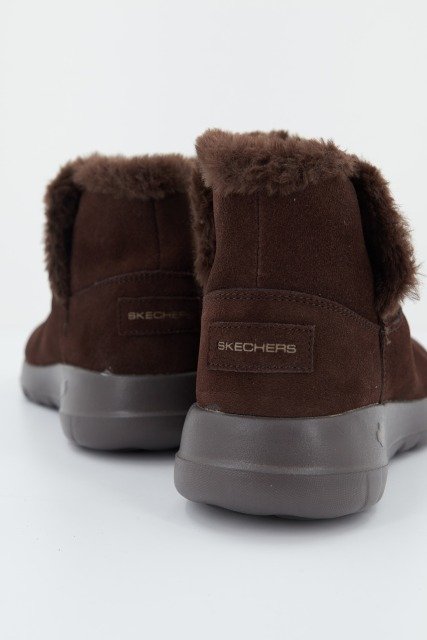 SKECHERS ON THE GO JOY BUNDLE UP en color MARRON (3)
