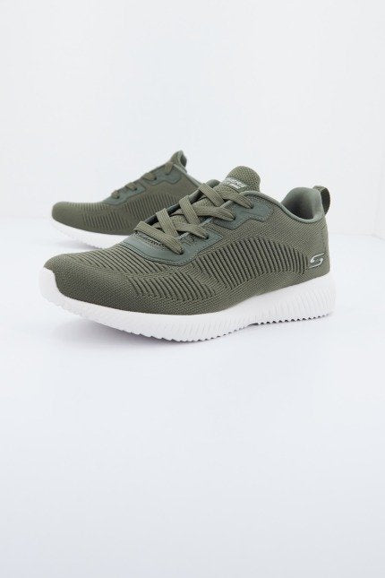 SKECHERS BOBS SQUAD TOUGH TALK en color VERDE (2)