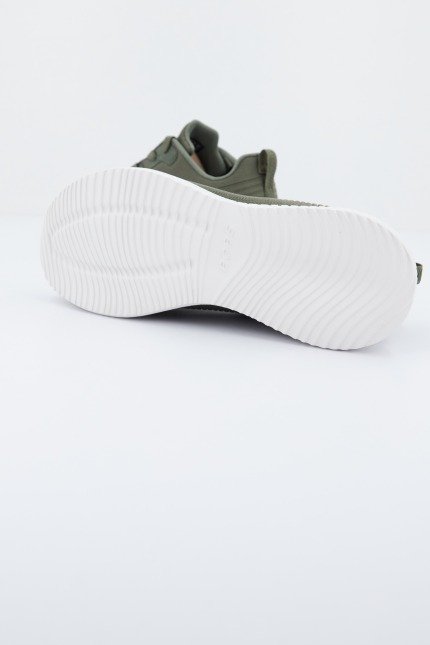 SKECHERS BOBS SQUAD TOUGH TALK en color VERDE (3)
