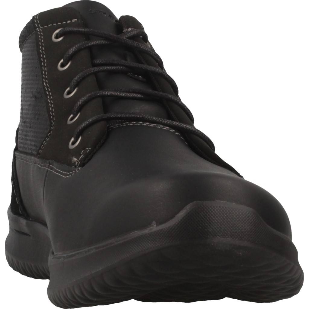 SKECHERS DELSON RENDO en color NEGRO (6)