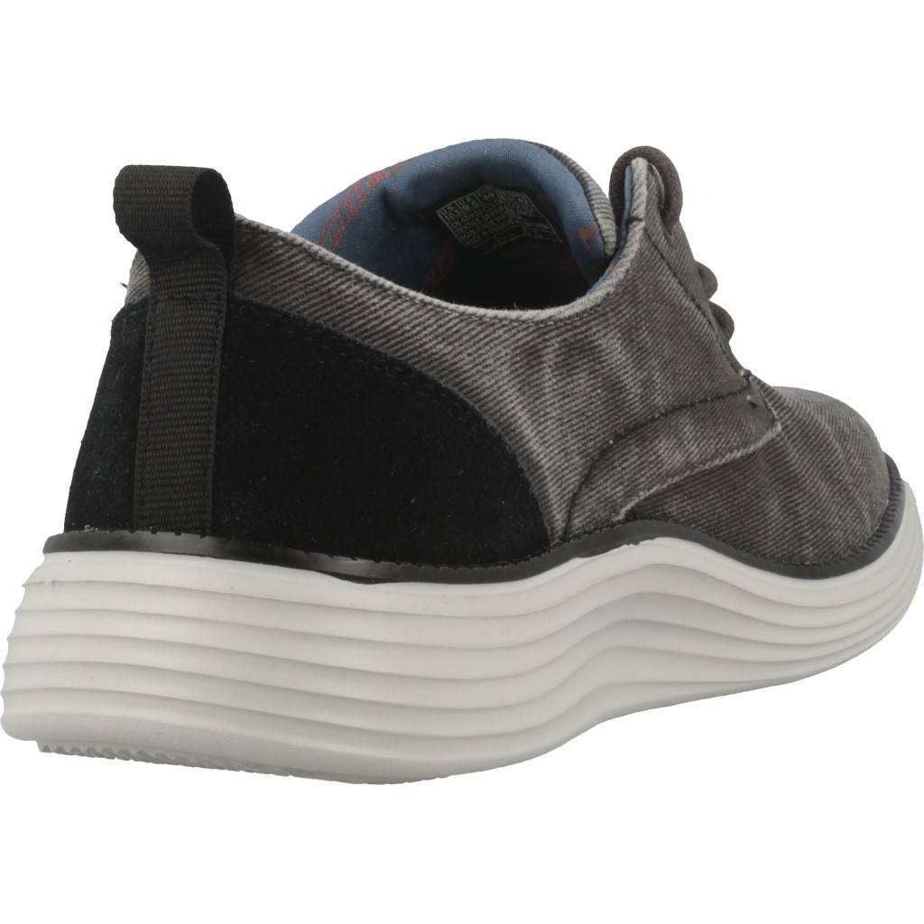 SKECHERS STATUS . PEXTON en color NEGRO (3)