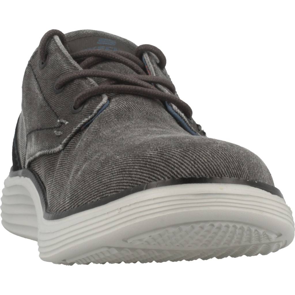 SKECHERS STATUS . PEXTON en color NEGRO (6)