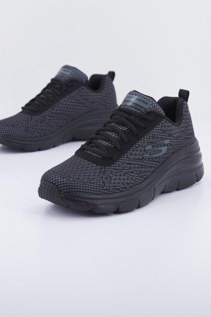 SKECHERS FASHION FIT-BOLD BOUNDARIES en color NEGRO (2)